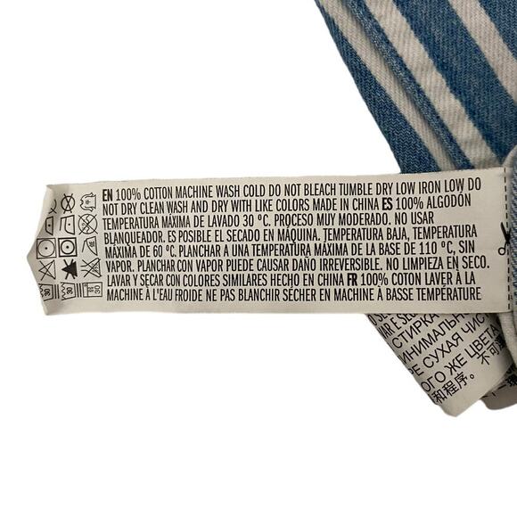 21 Men An American Brand Denim Striped Short Sleeve Button Down Men's Size Med. - Picture 6 of 8